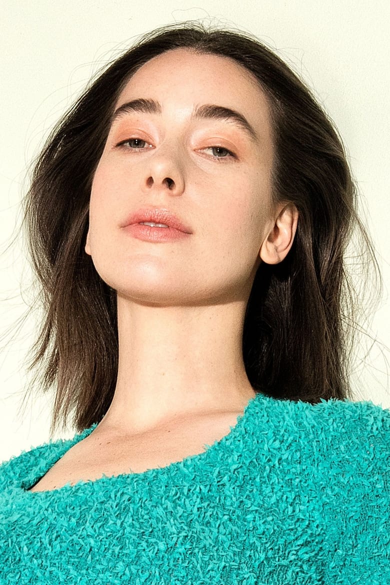 Portrait of Danielle Haim