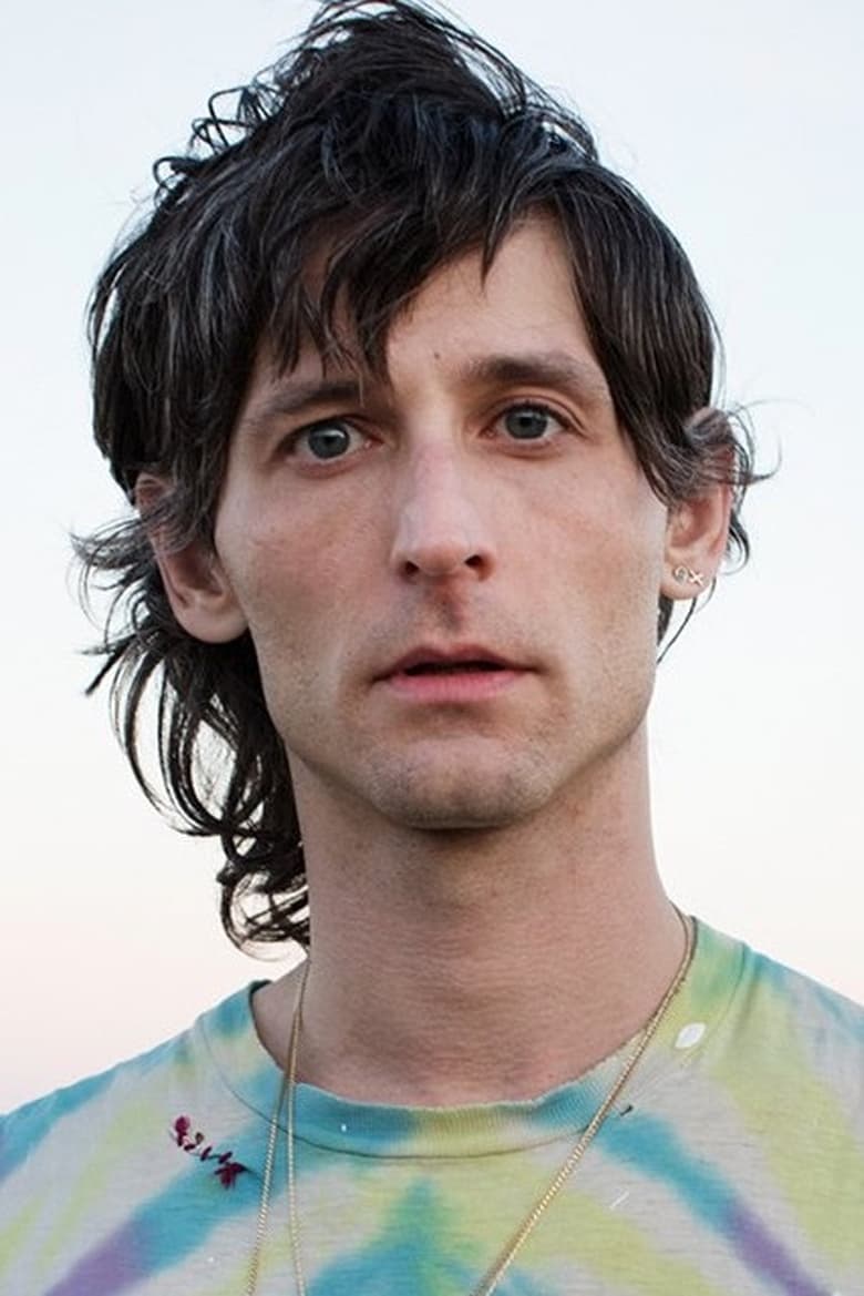 Portrait of Nick Valensi