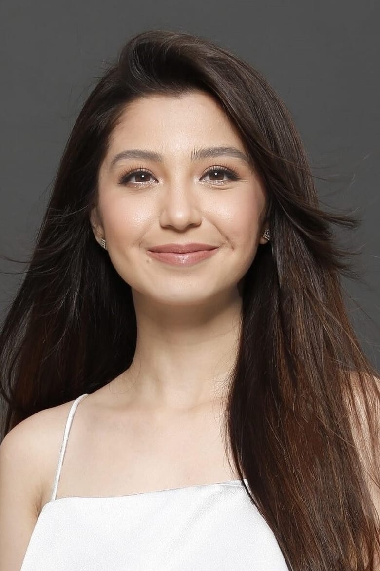 Portrait of Donnalyn Bartolome