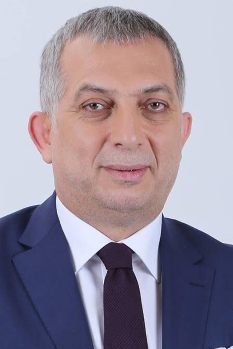 Portrait of Metin Külünk