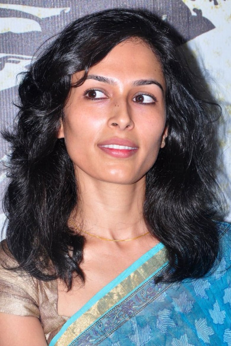 Portrait of Yasmin Ponnappa