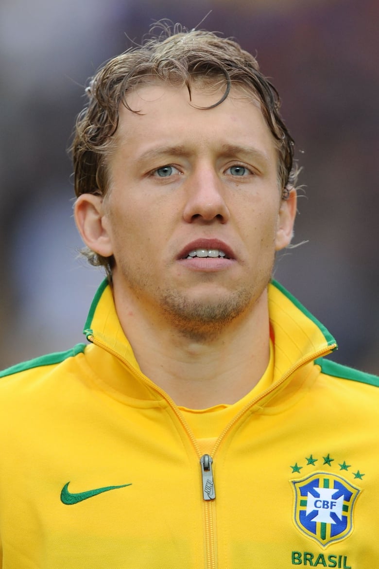 Portrait of Lucas Leiva