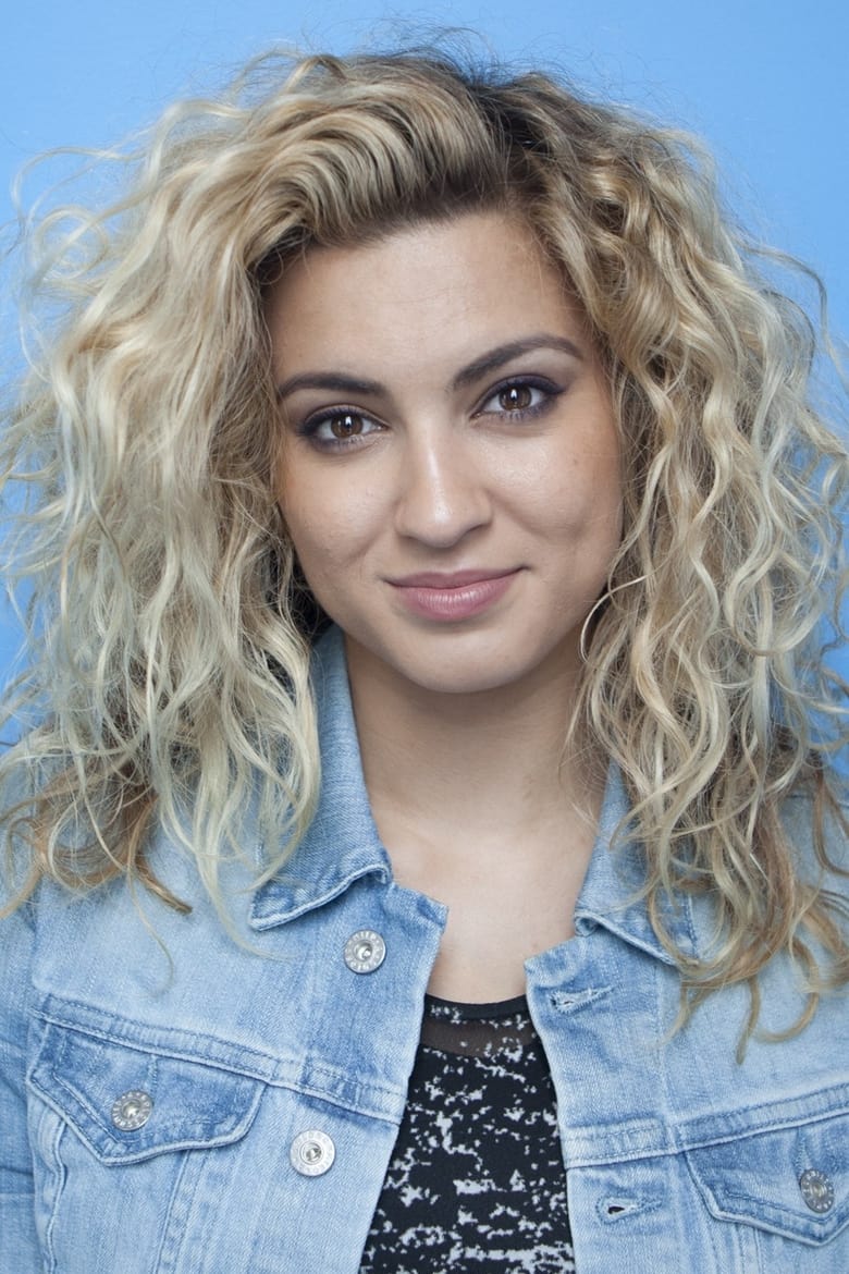 Portrait of Tori Kelly