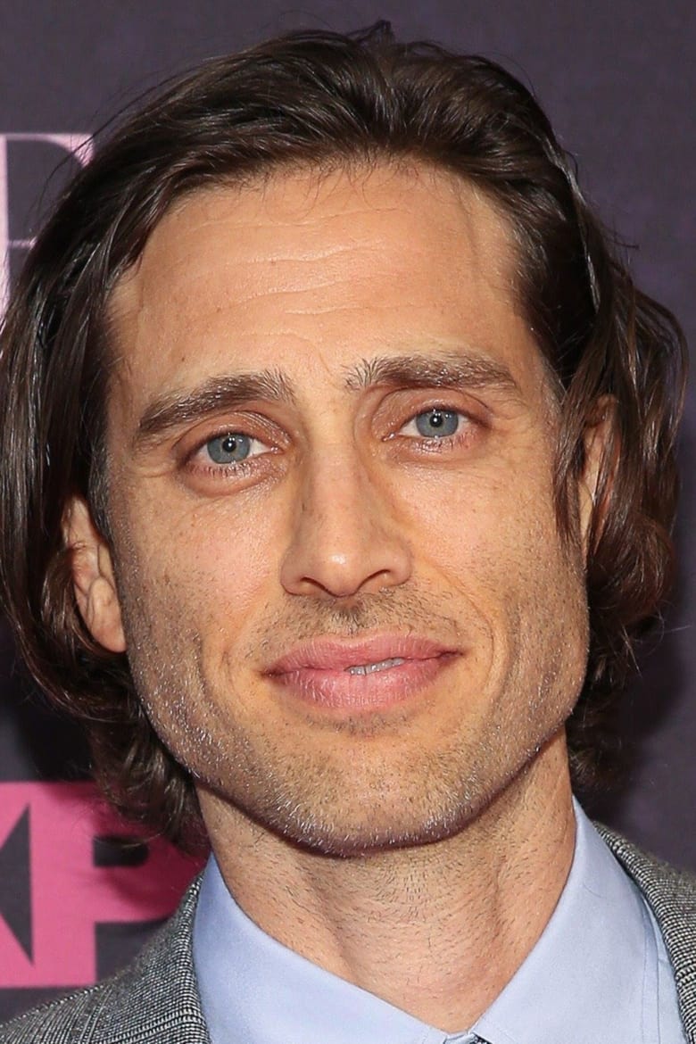 Portrait of Brad Falchuk