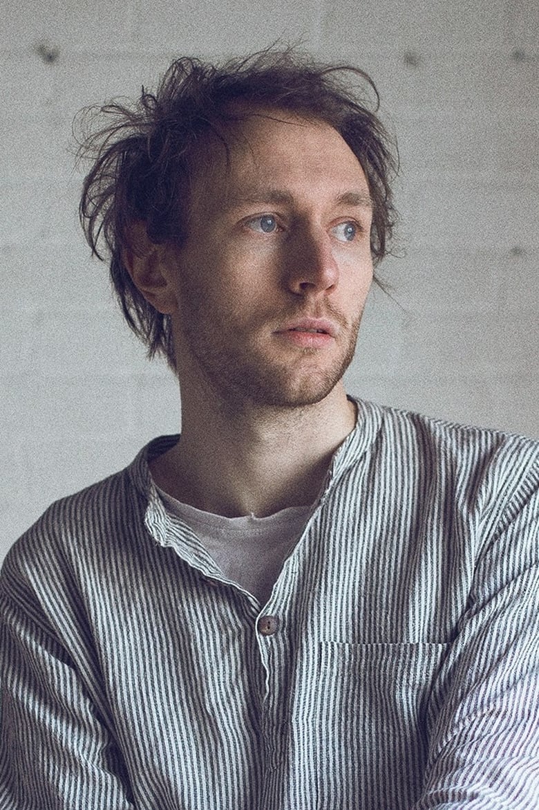 Portrait of Novo Amor