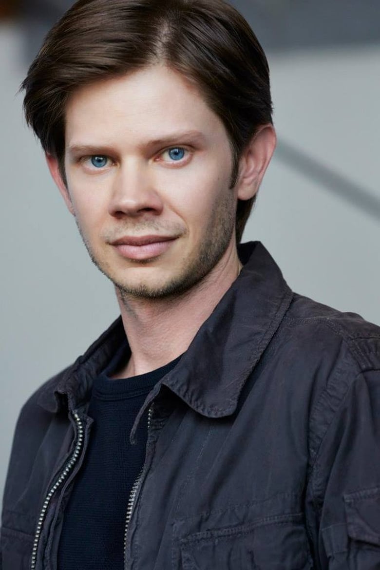 Portrait of Lee Norris