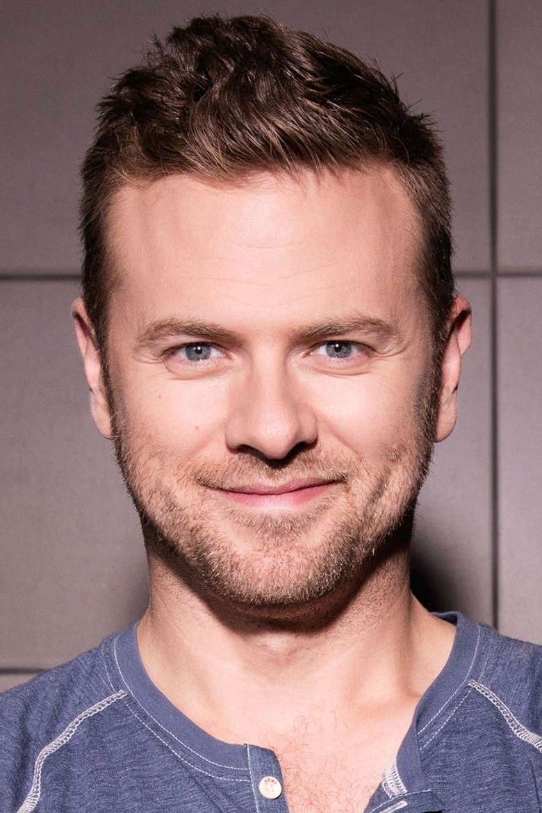 Portrait of Matt Muenster