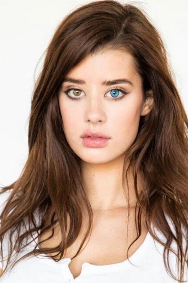 Portrait of Sarah McDaniel