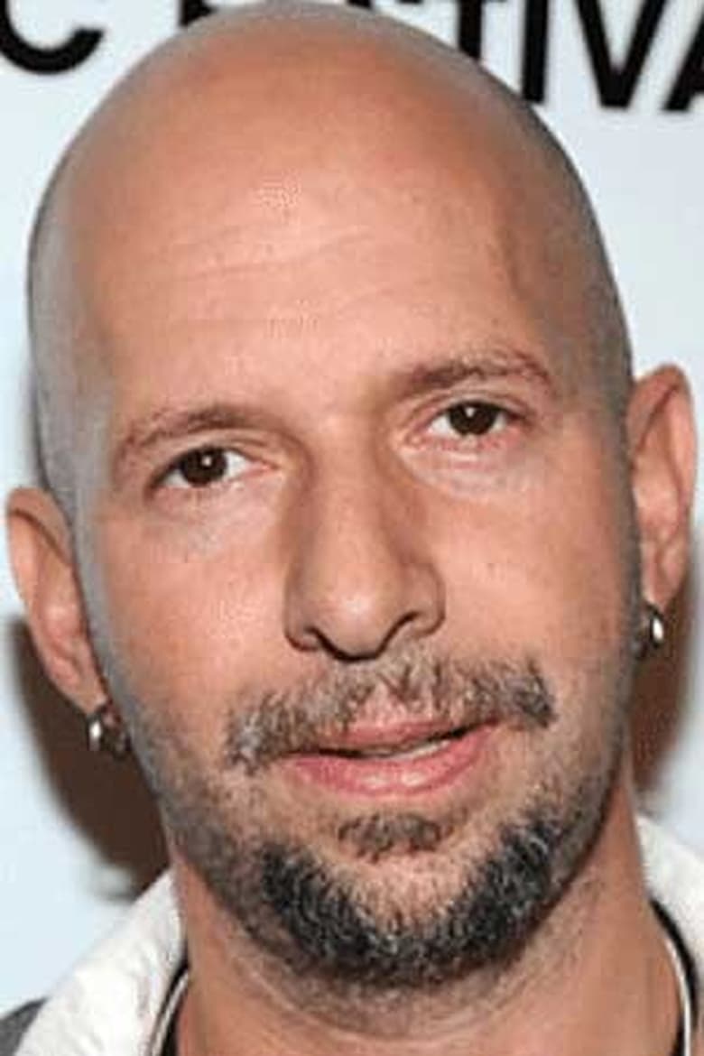 Portrait of Neil Strauss