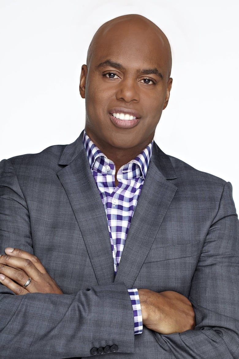 Portrait of Kevin Frazier