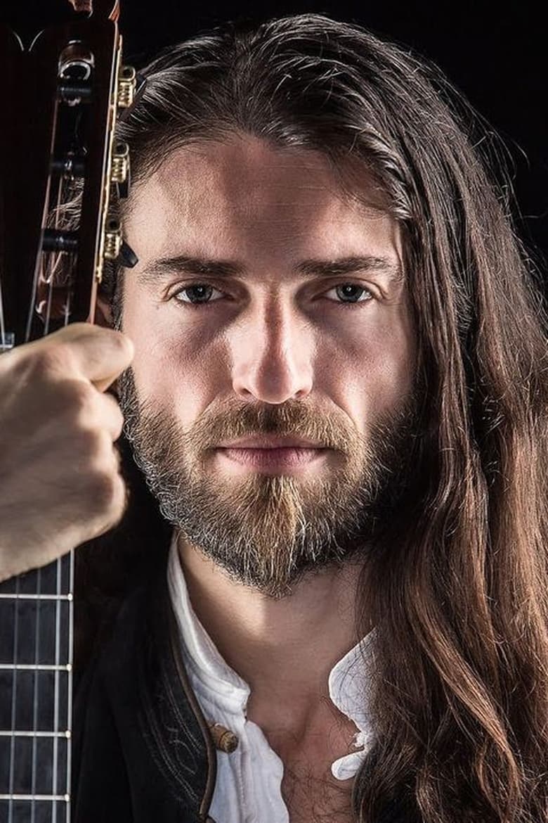 Portrait of Estas Tonne