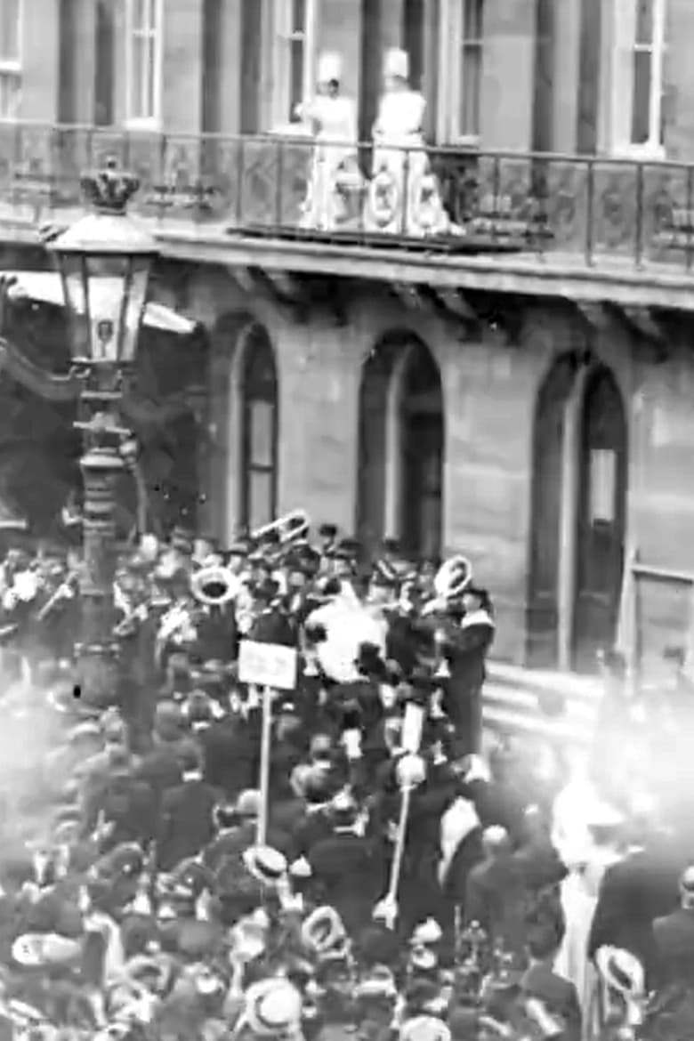 Poster of The Queen and the Queen Mother on the Palace Balcony Responding to the Call of the Populace (Coronation of Wilhelmina)