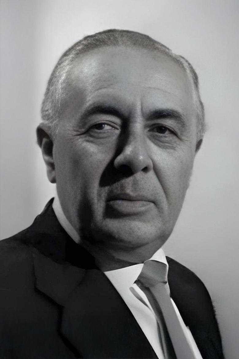 Portrait of Muammer Gözalan