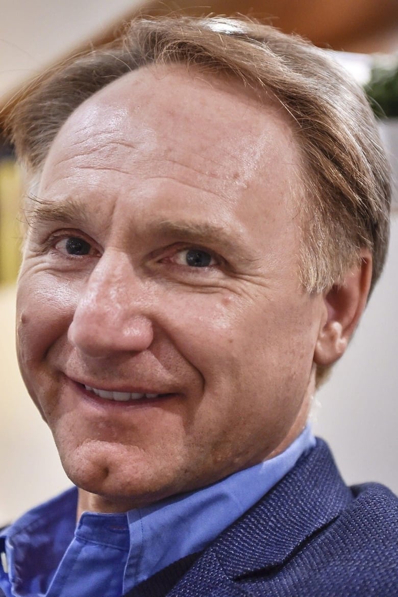 Portrait of Dan Brown