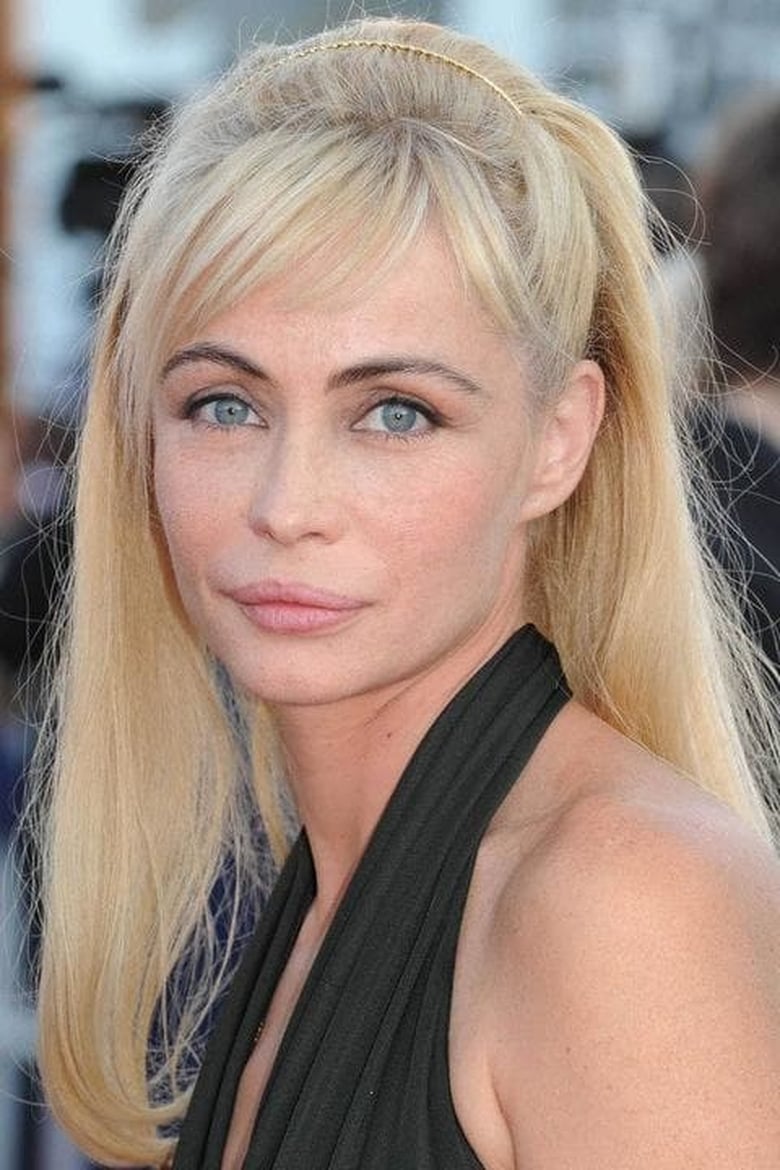 Portrait of Emmanuelle Béart