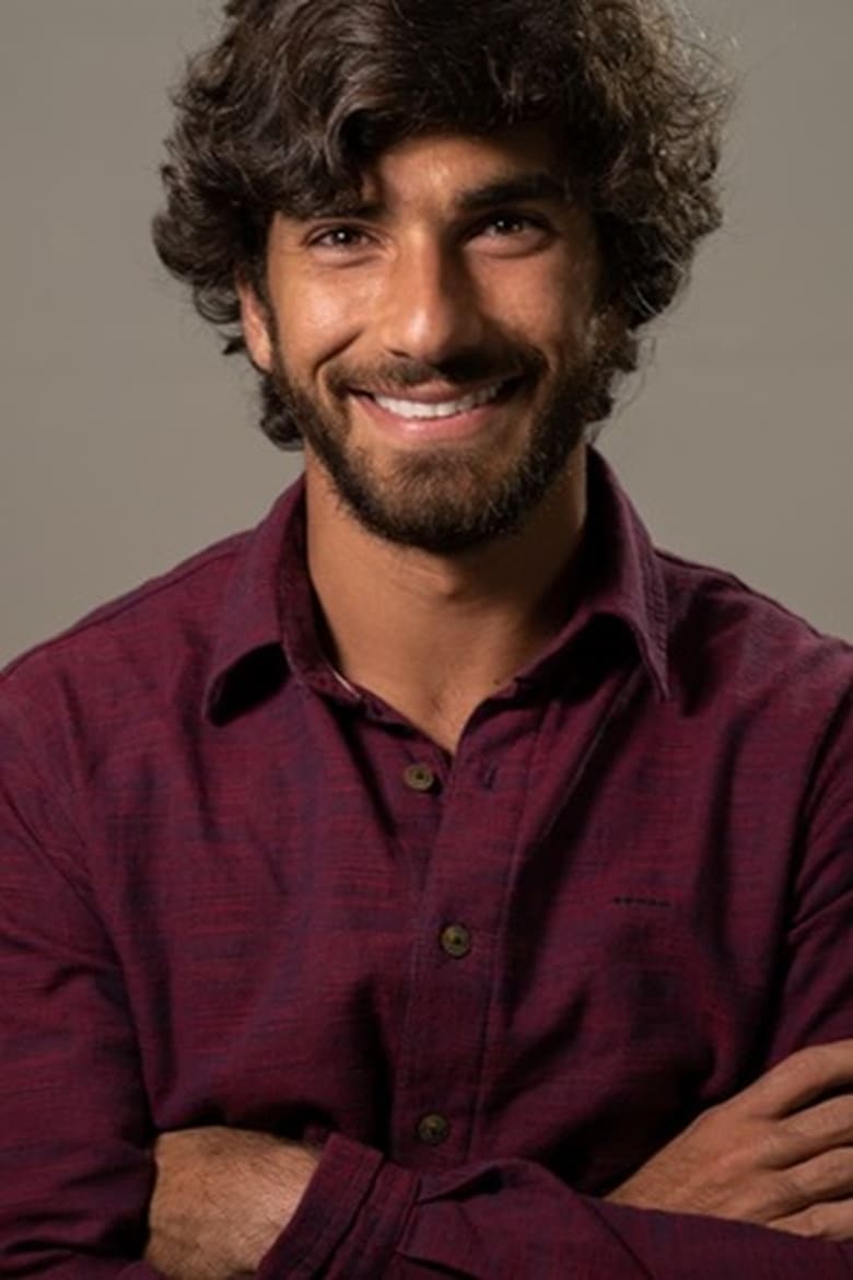 Portrait of Hugo Moura