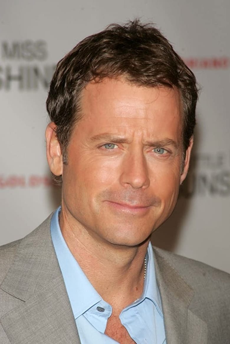 Portrait of Greg Kinnear