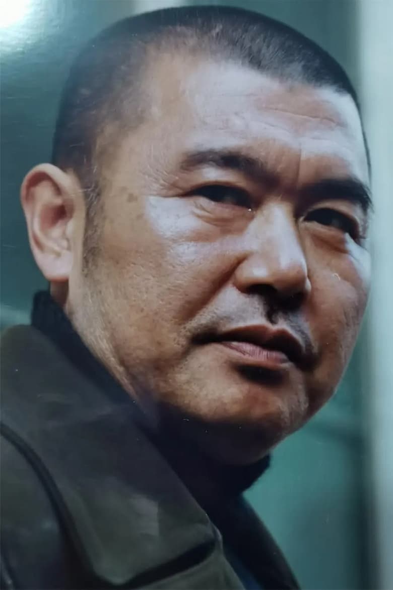 Portrait of Hongguang Wang