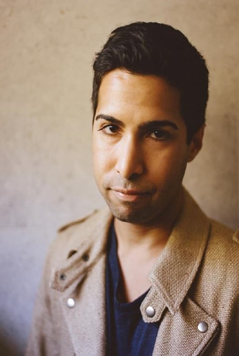 Portrait of Savan Kotecha