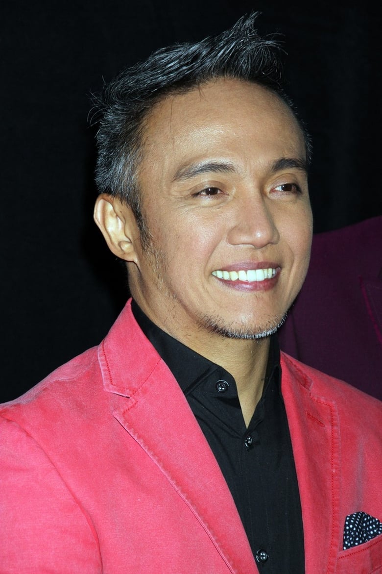 Portrait of Arnel Pineda