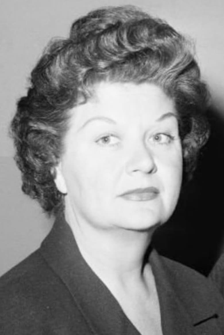 Portrait of Maggie Rennie