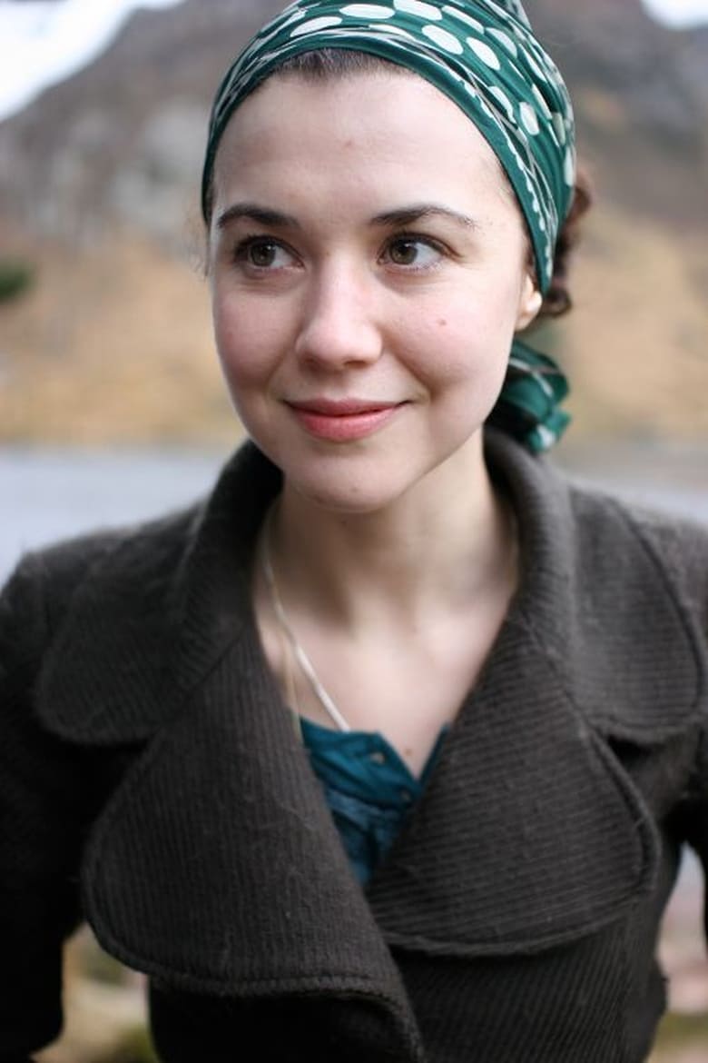 Portrait of Lisa Hannigan