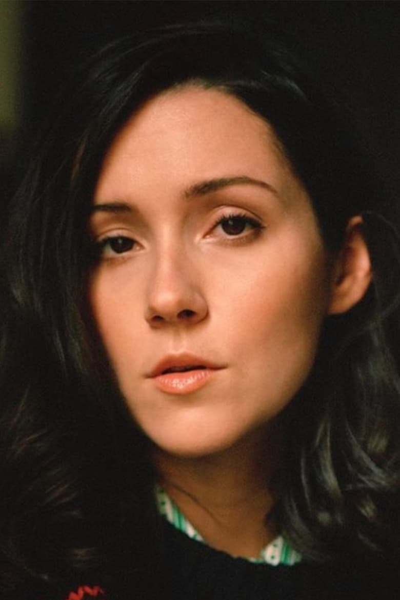 Portrait of Shannon Woodward