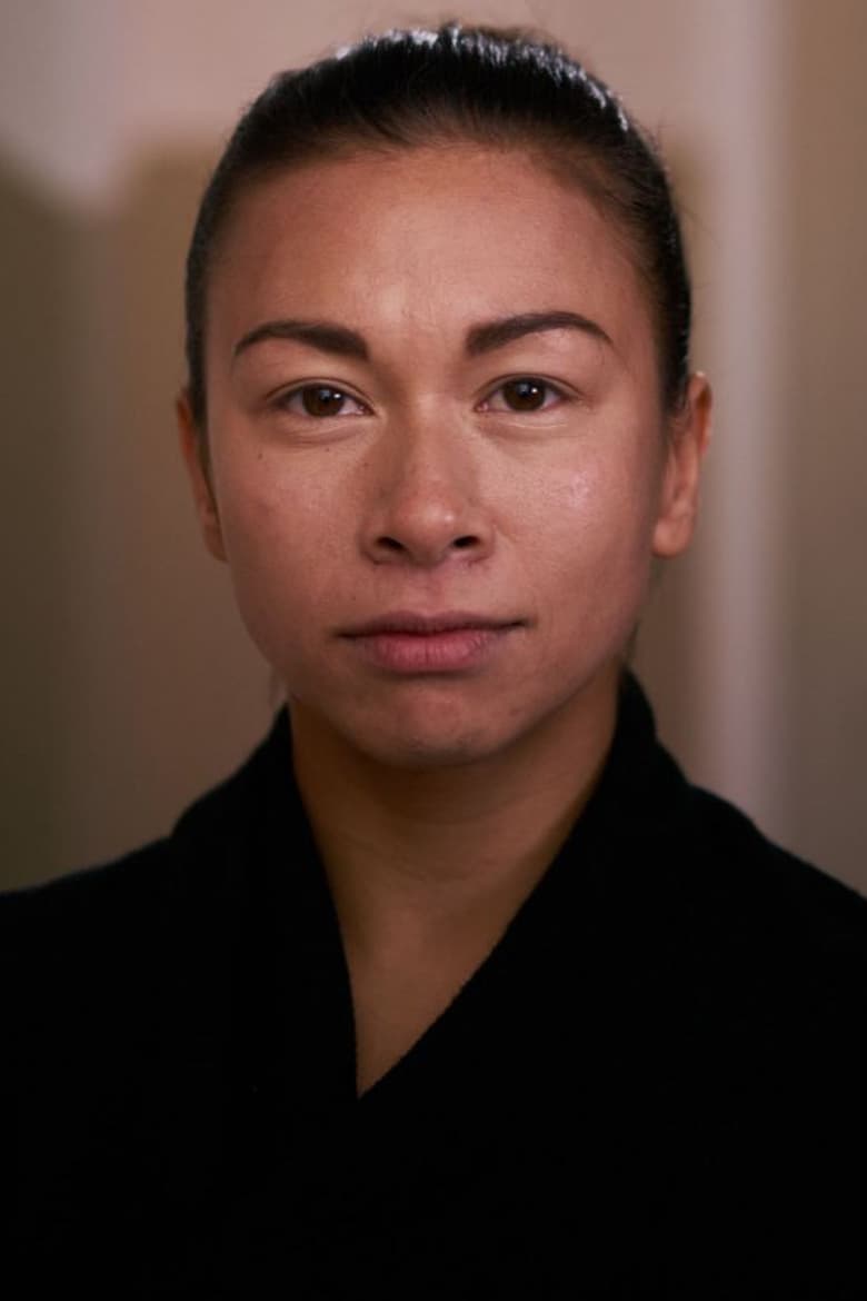 Portrait of Michaela Dinh