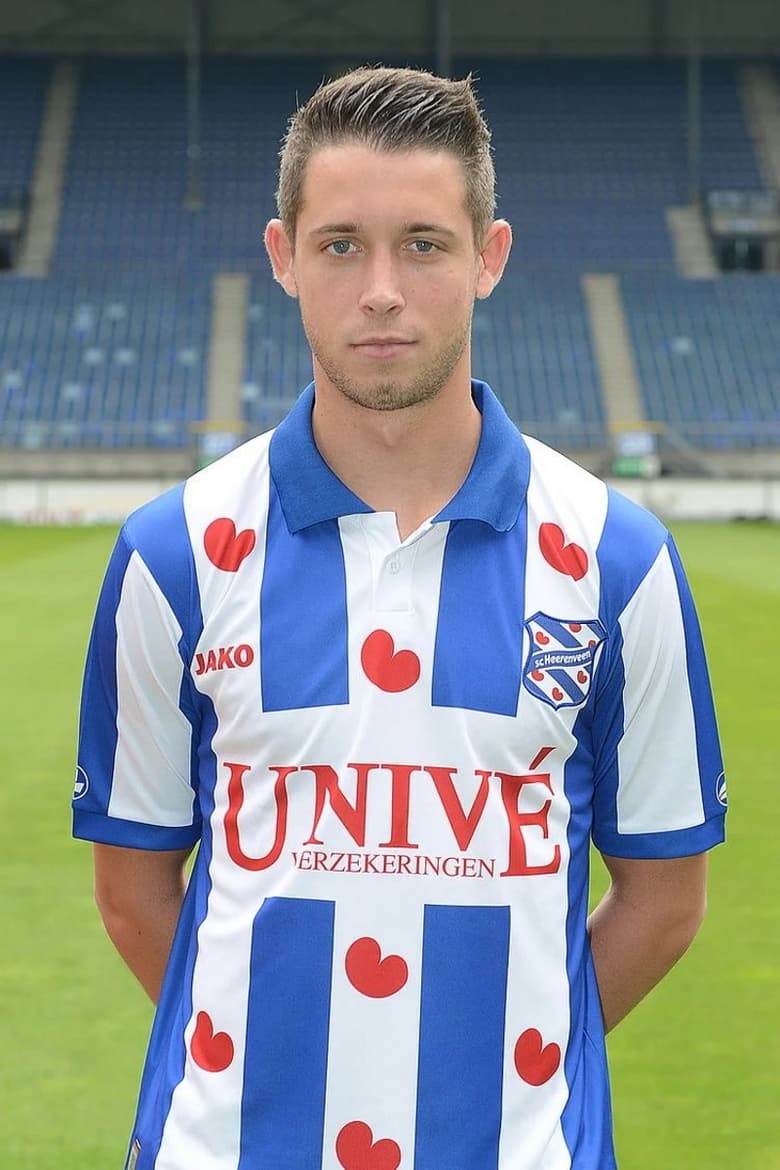 Portrait of Mark Uth