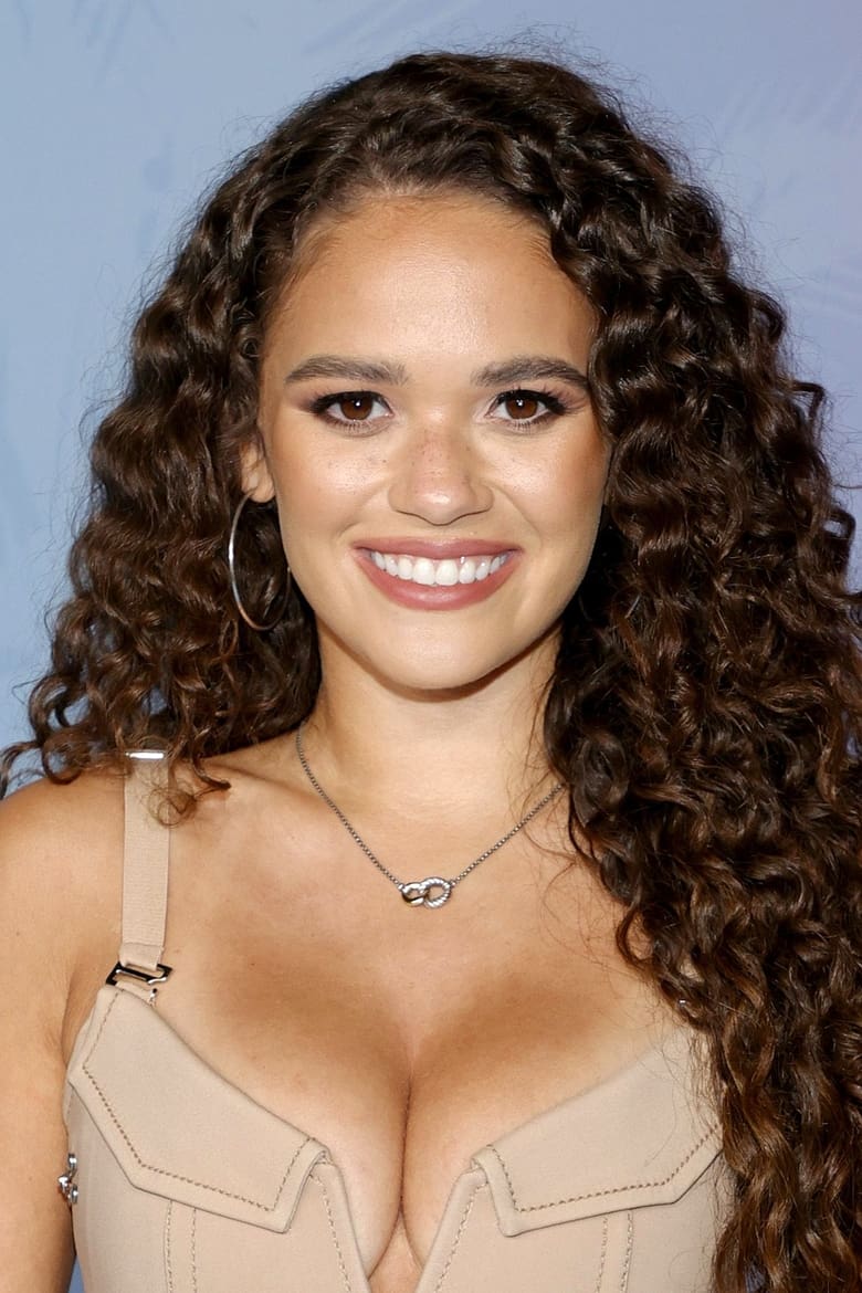 Portrait of Madison Pettis