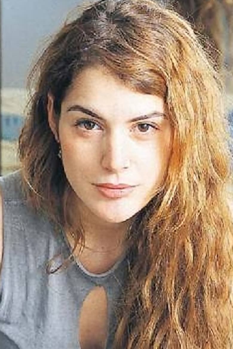 Portrait of Yasemin Kozanoğlu