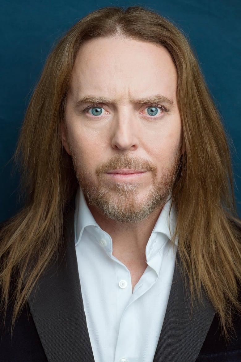 Portrait of Tim Minchin