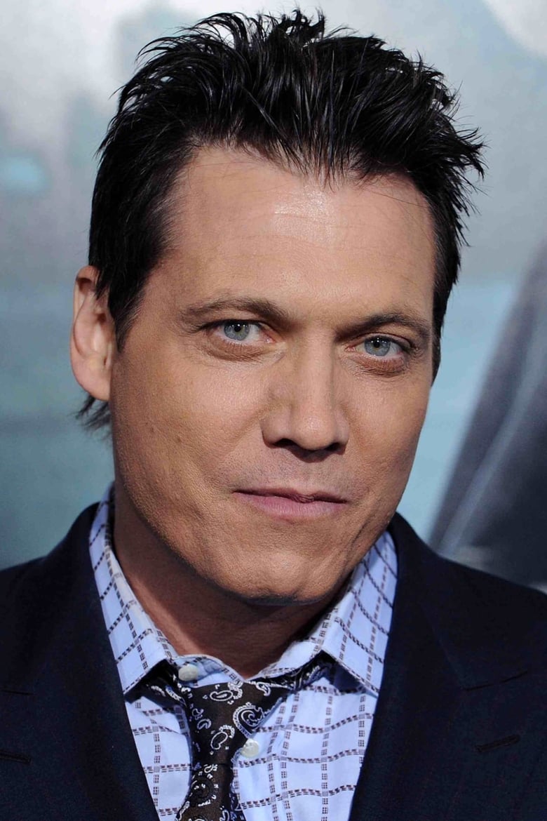 Portrait of Holt McCallany