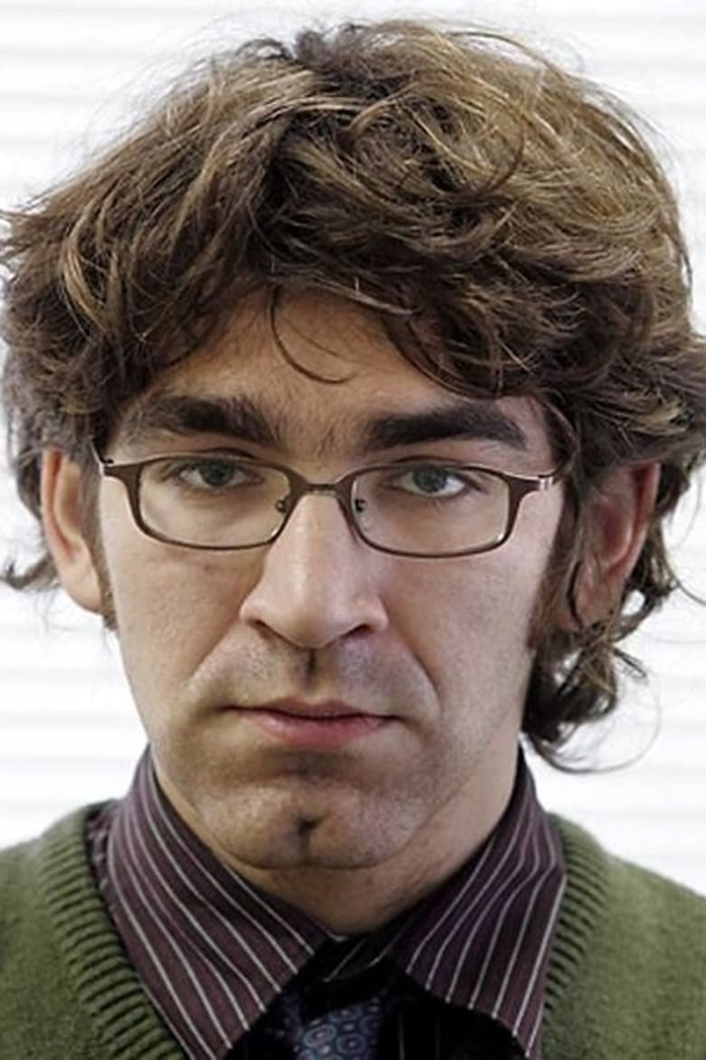 Portrait of Simon Ostrovsky